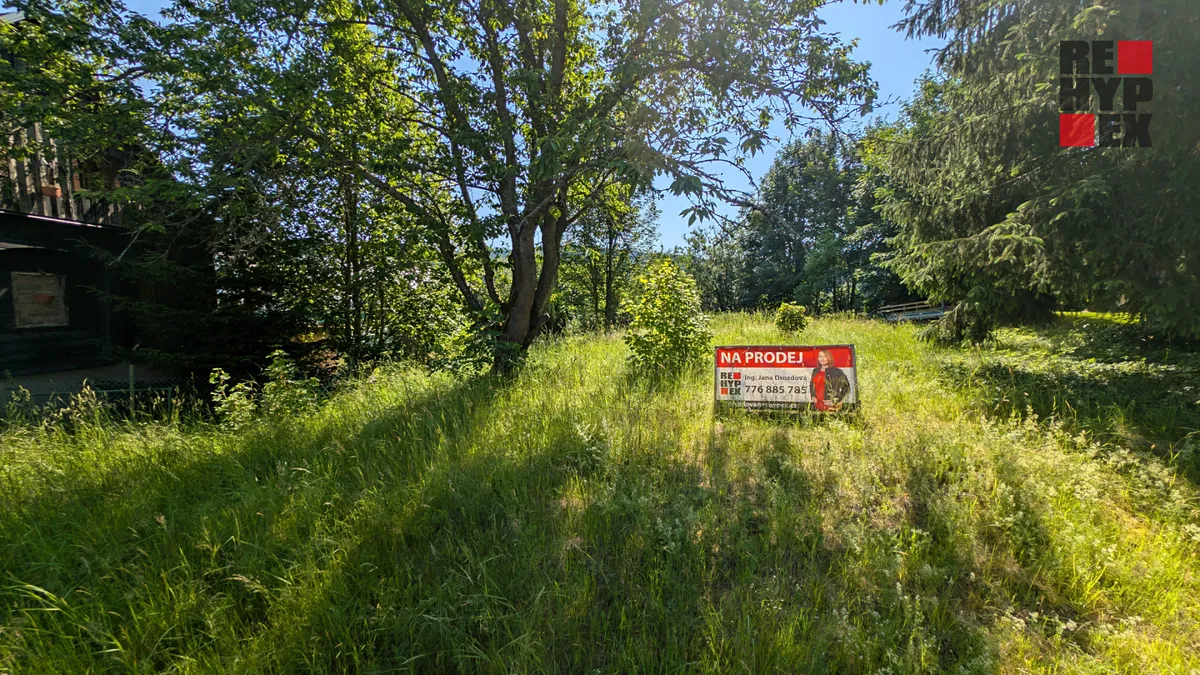 Prodej stavebního pozemku 675 m²